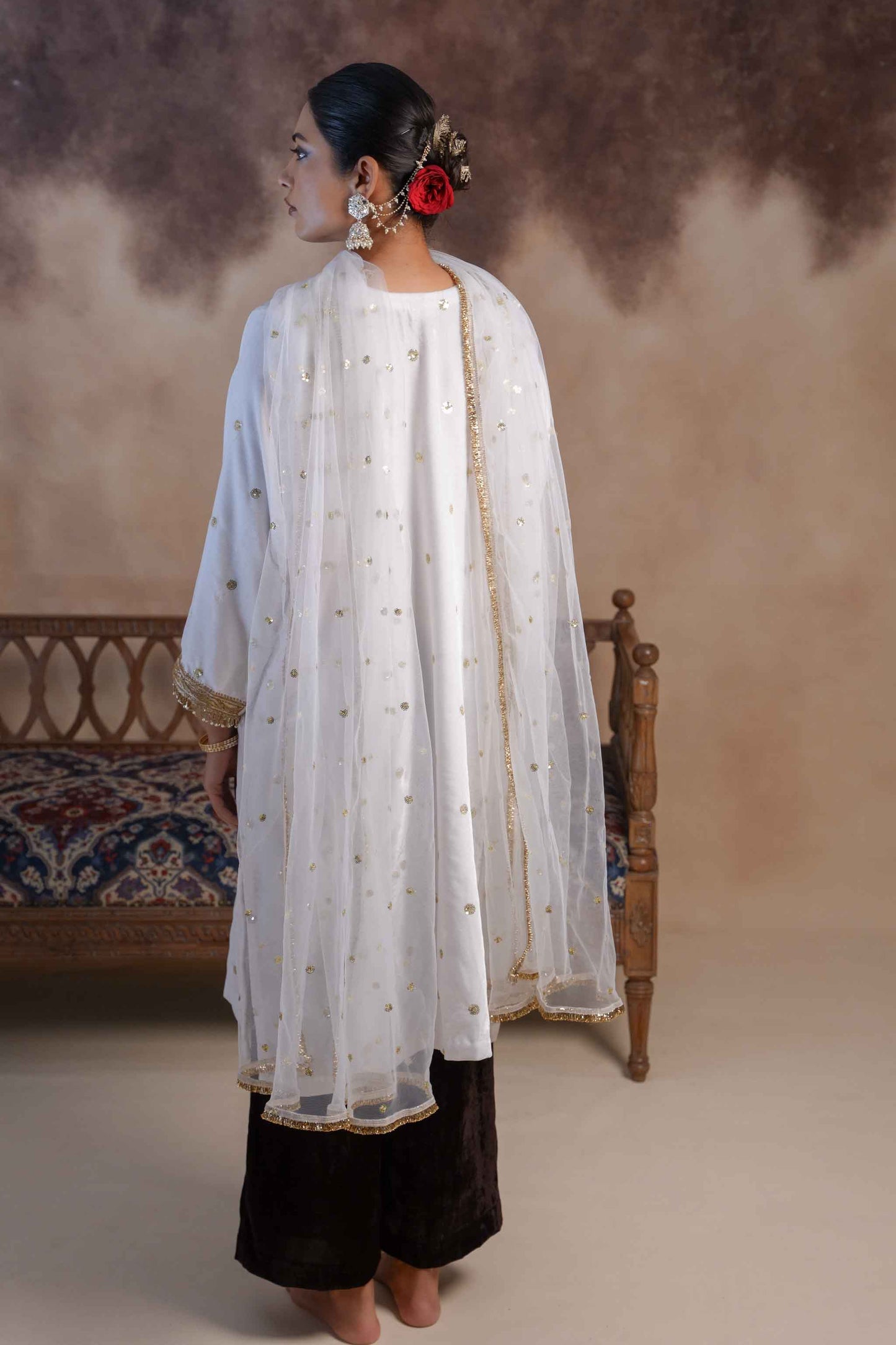 Albatross - White and Brown Pheran Set