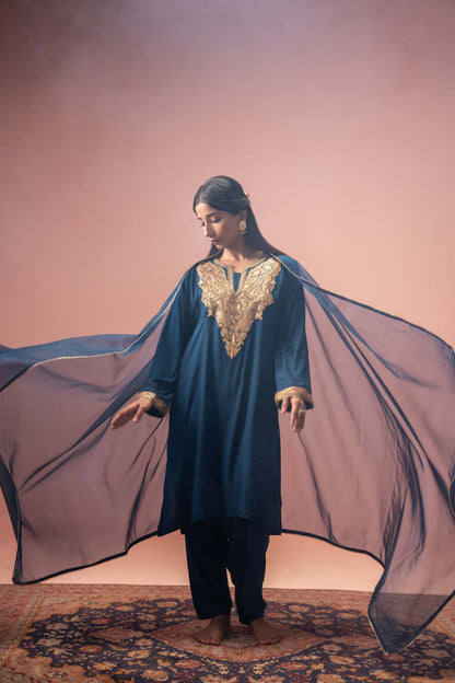 Midnight Sapphire - Blue Pheran Set