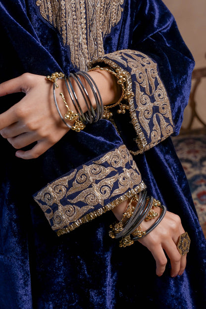 Monal - Blue Pheran Set