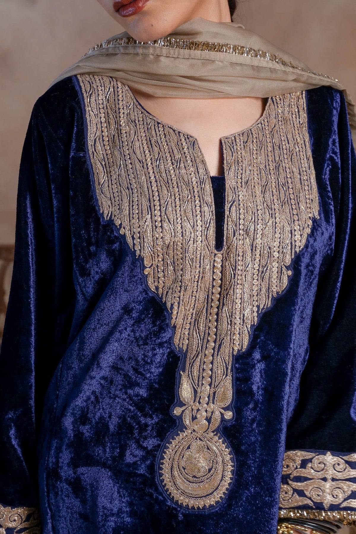 Monal - Blue Pheran Set