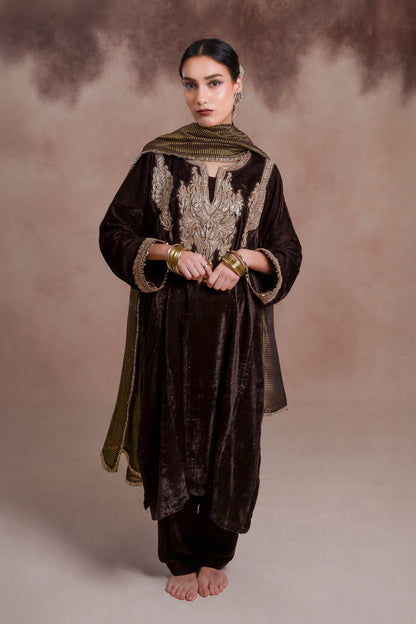 Jacana - Brown Pheran Set