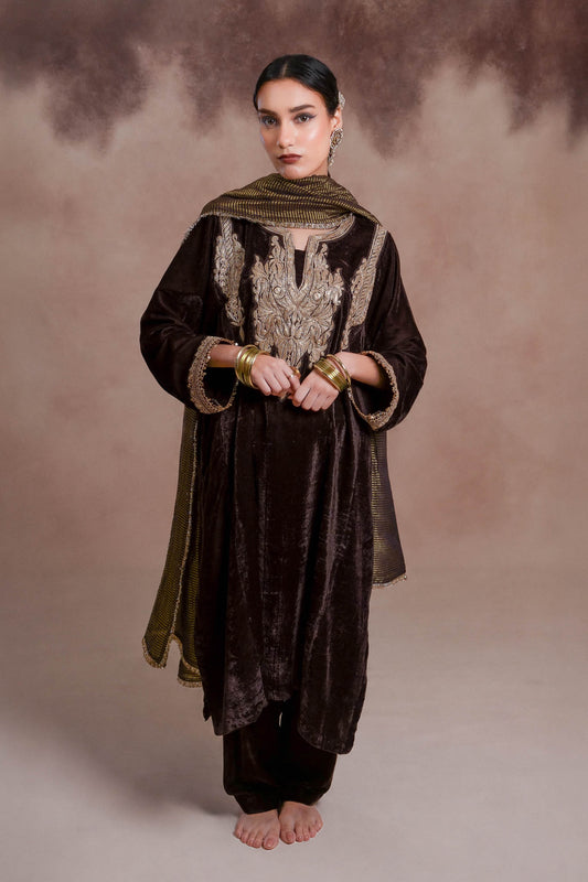 Jacana - Brown Pheran Set