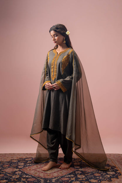 Mystic Moss - Green Pheran Set