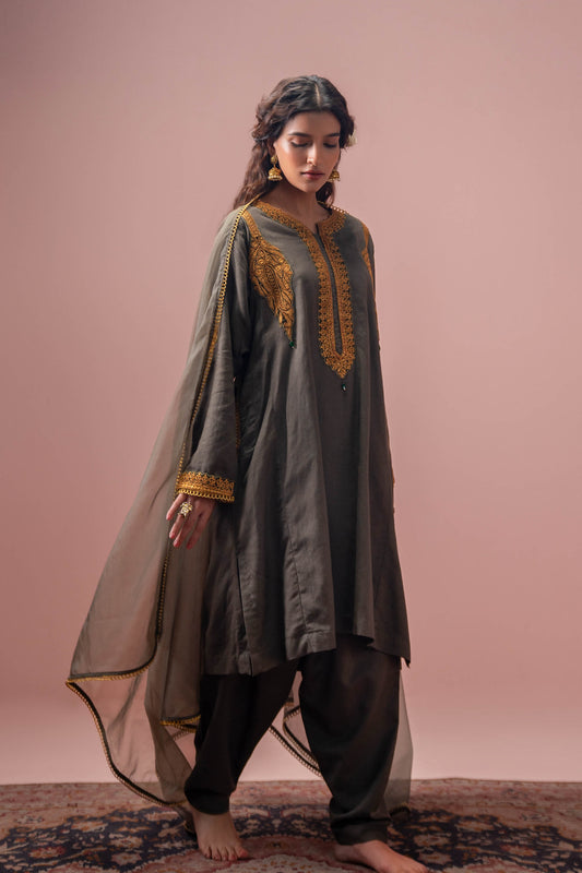 Mystic Moss - Green Pheran Set