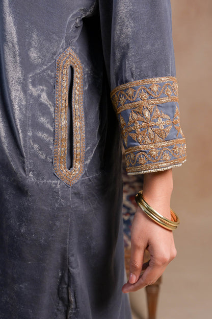 Merlin - Grey Pheran Set