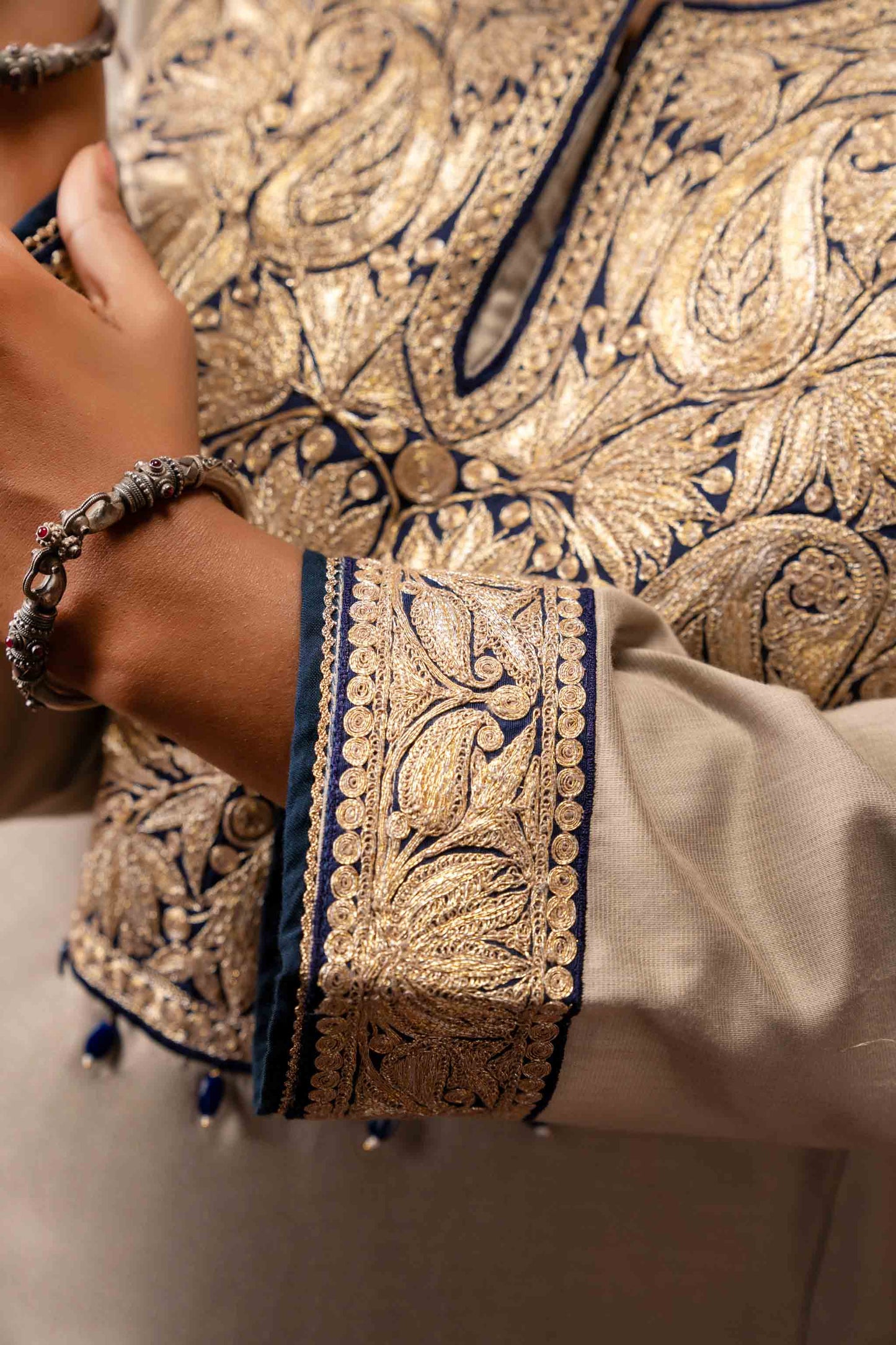 Lunar Heritage - Greige Pheran Set
