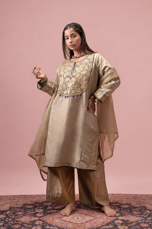 Lunar Heritage - Greige Pheran Set