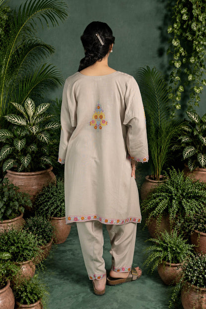 Lisianthus - Greige Pheran Set