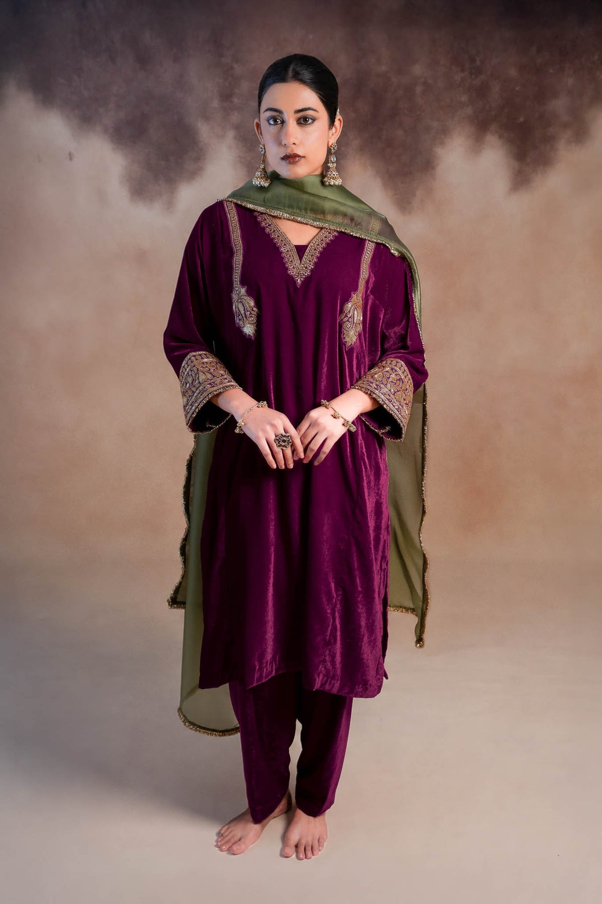 Turaco - Deep Purple Pheran Set