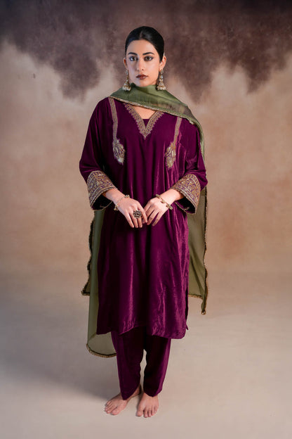 Turaco - Deep Purple Pheran Set