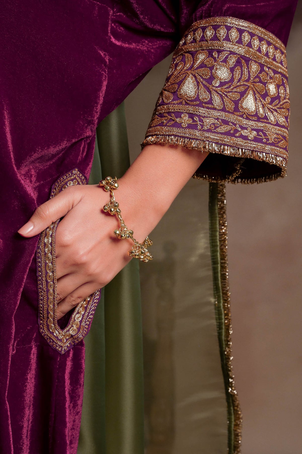 Turaco - Deep Purple Pheran Set