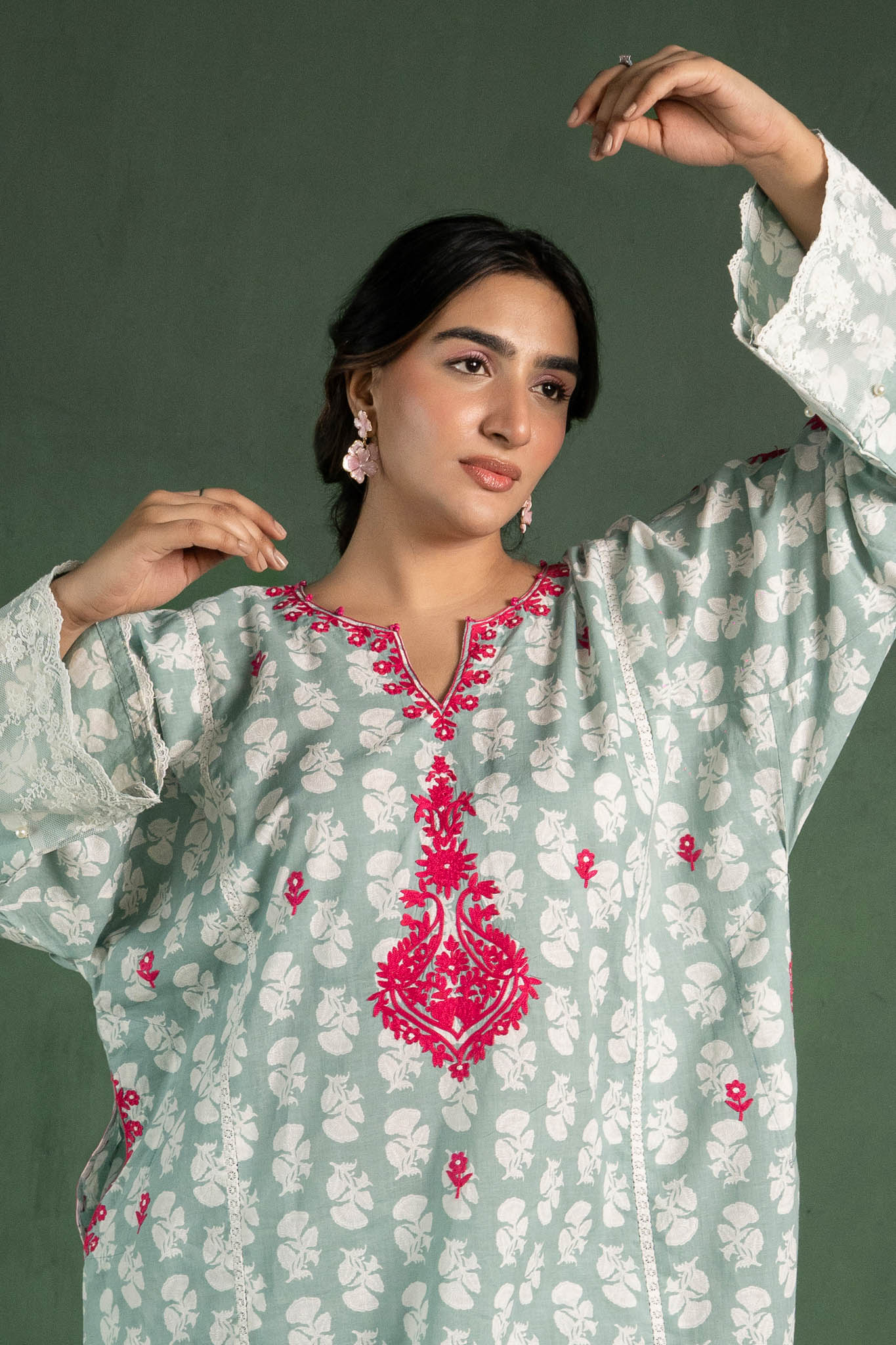 Delphinium - Turquoise Green Pheran Set