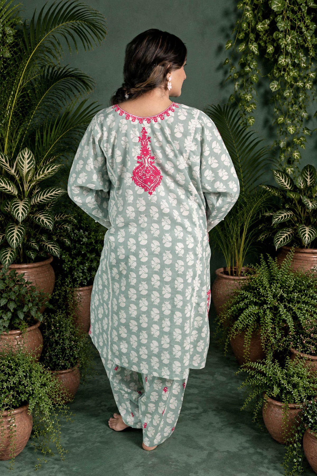 Delphinium - Turquoise Green Pheran Set