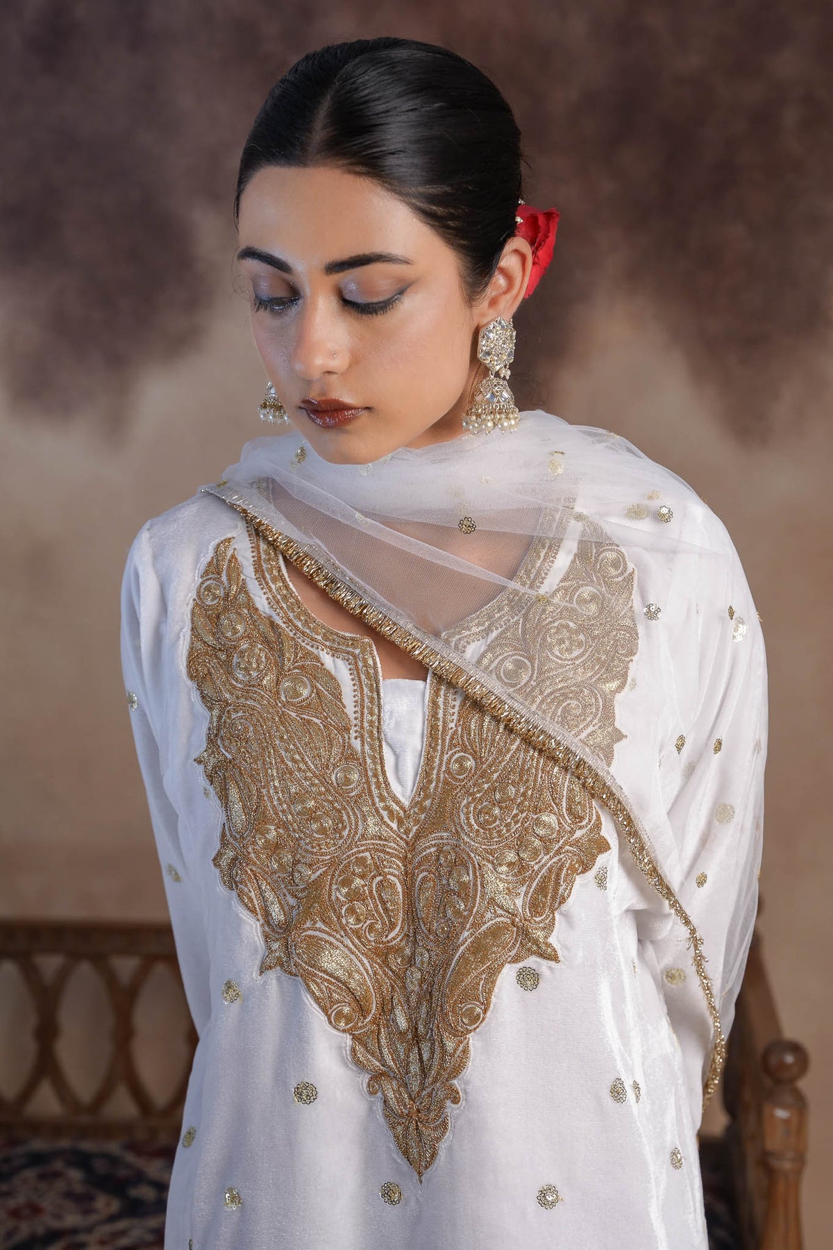 Albatross - White and Brown Pheran Set